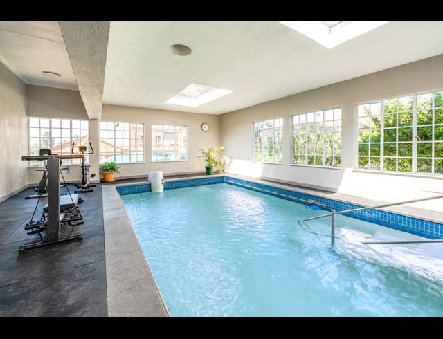 1 BEDROOM RETIREMENT UNIT FOR SALE IN BRYANSTON